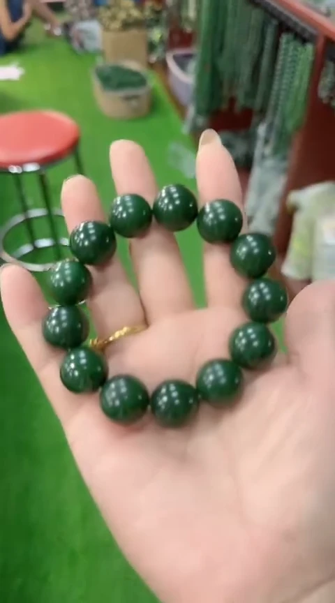 和田玉未镶嵌颈饰多样性拍一发一