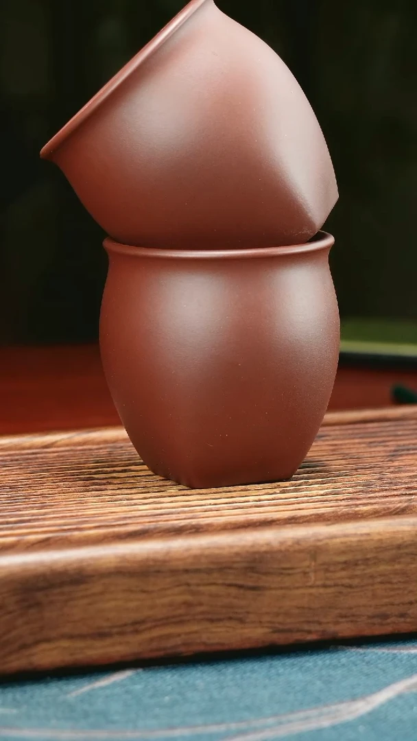 茶杯紫砂紫泥天圆地方2只