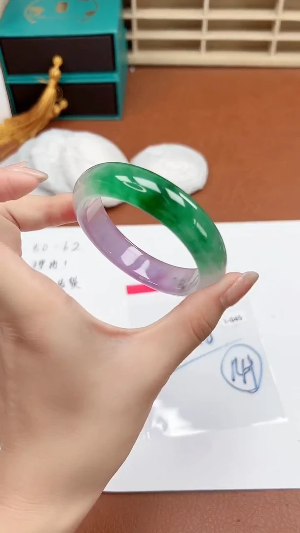 缅风精品手镯礼盒装I045