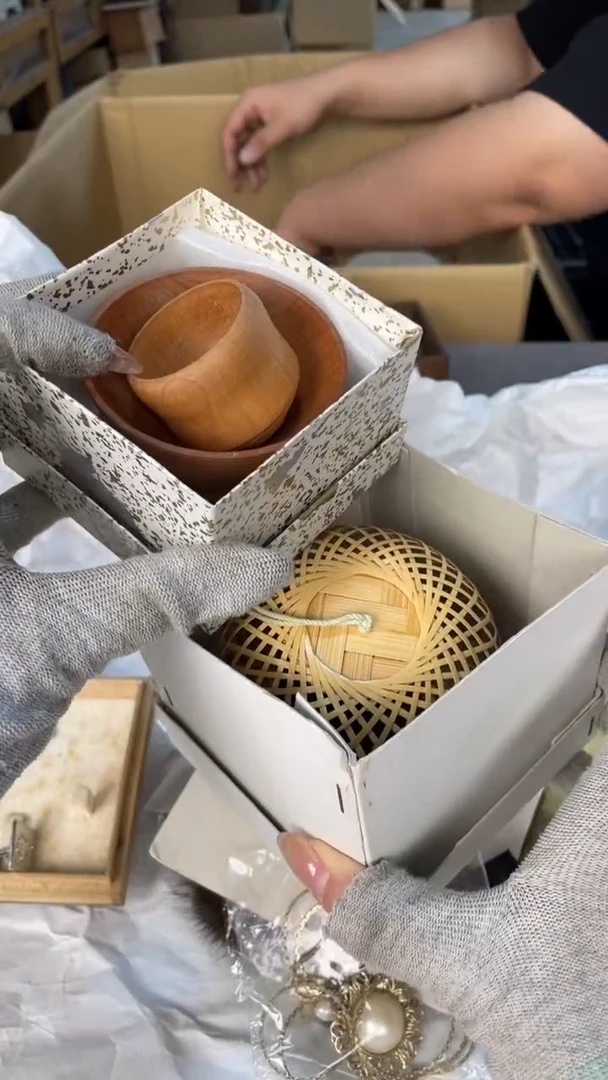 李*忆瓷器回流     李政忆