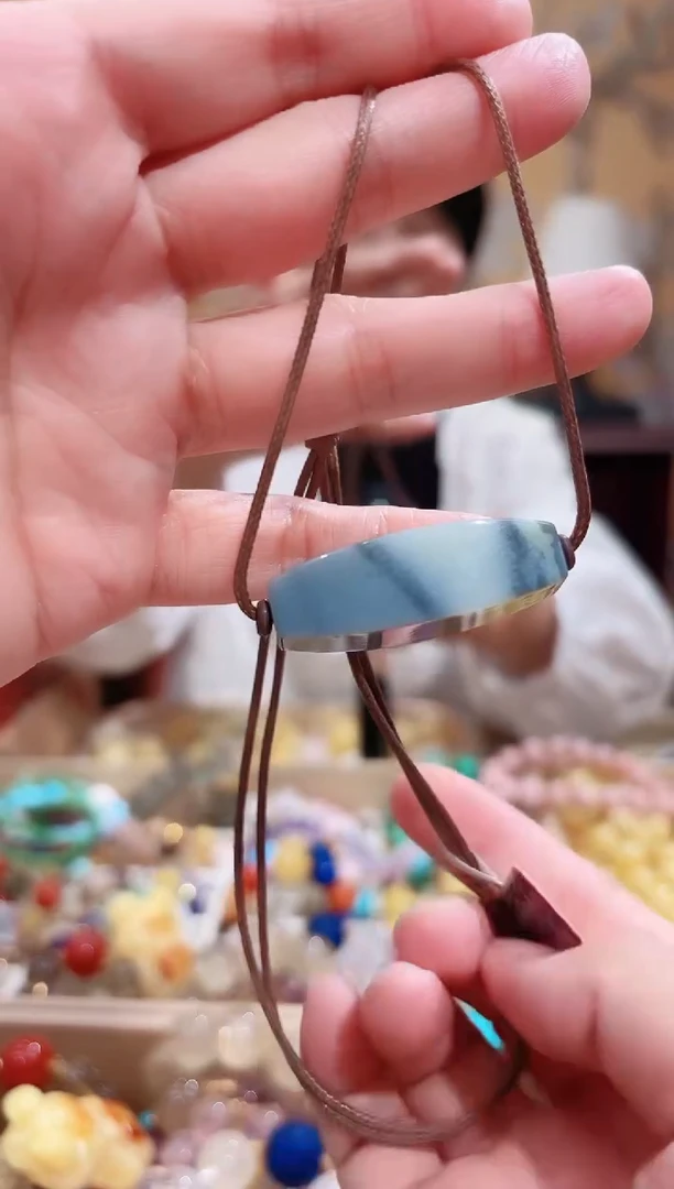 颈饰未镶嵌和田玉和田玉青花籽，玉勒子设计款