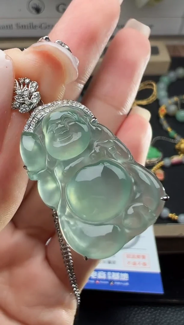 套链18K金镶嵌翡翠勿拍