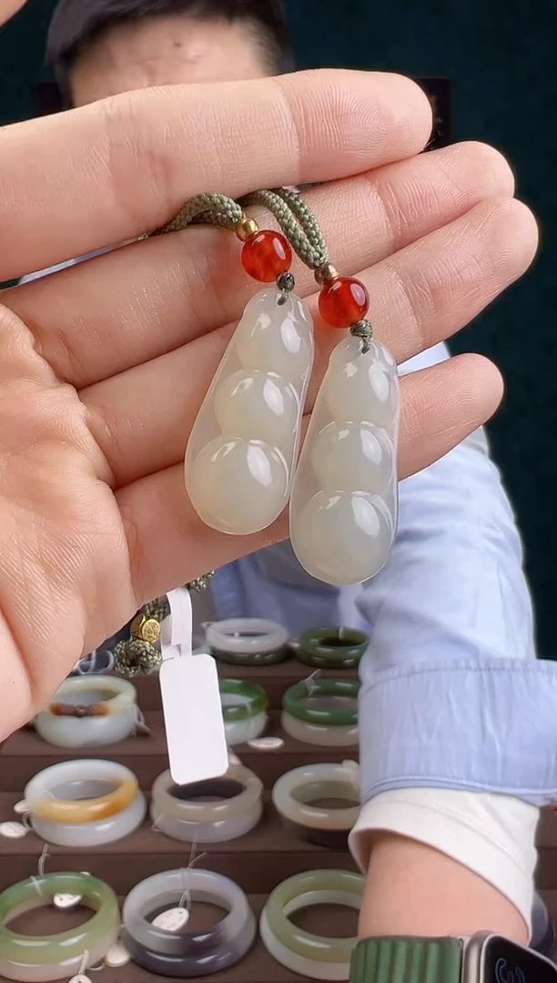 【闪购商品】和田玉颈饰未镶嵌多样性发货 拍一单发一个