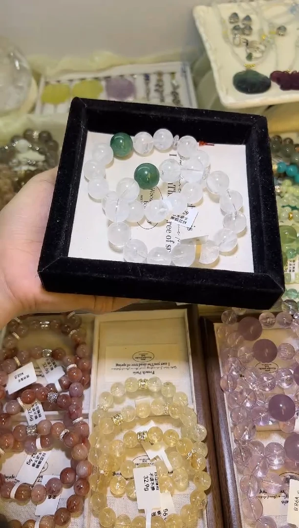 【闪购商品】水晶手串未镶嵌千层白幽灵14m+