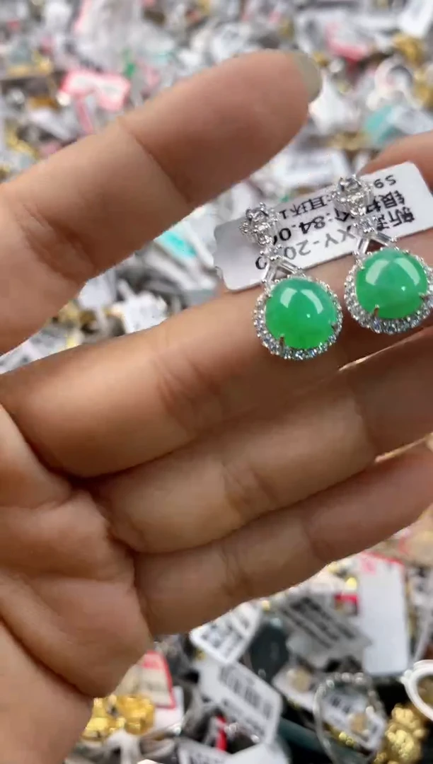 银S925镶嵌戒指翡翠888    6