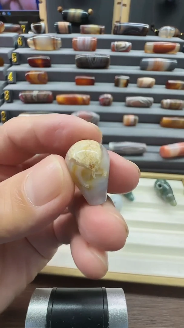 未镶嵌颈饰玛瑙/玉髓玛瑙15*16*23