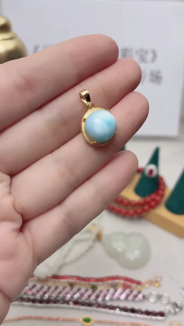 银S925镶嵌针钠钙石吊坠(不含链)201BJ0103产品一个（多样性）