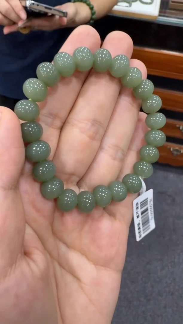 和田玉手串未镶嵌算盘珠