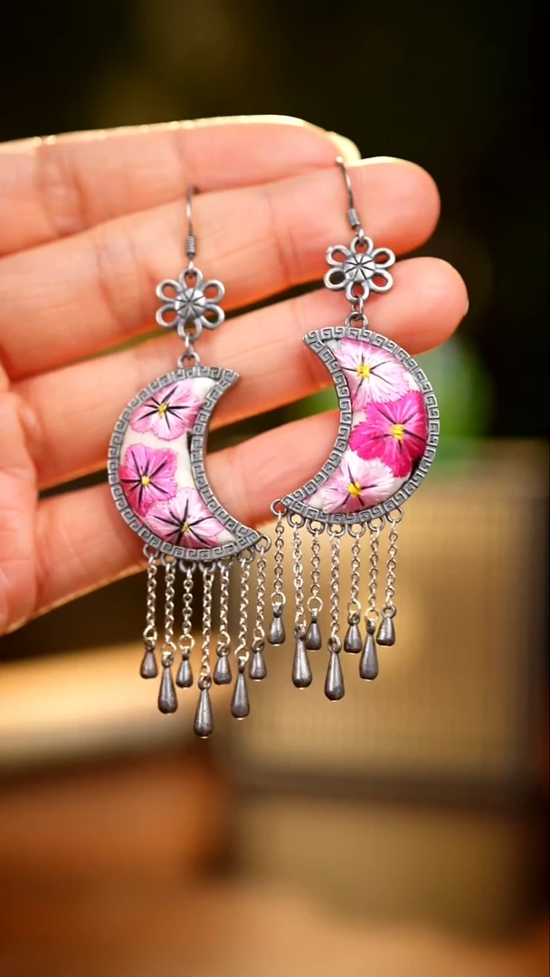 刺绣私人定制苗族手工A101