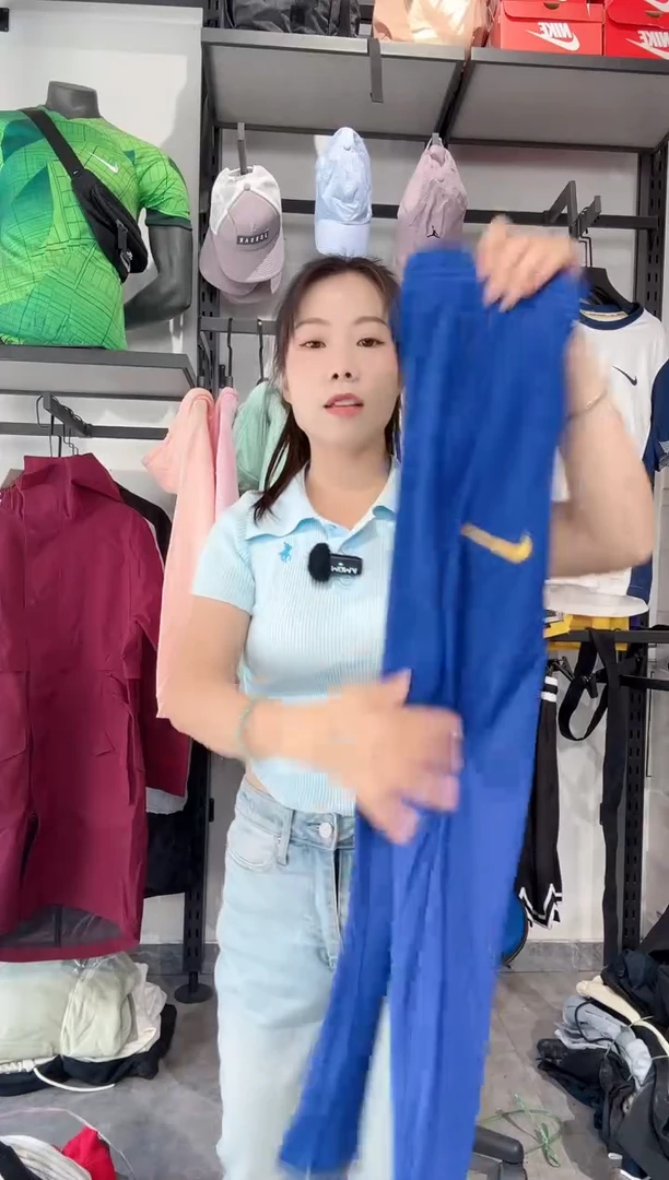 1442 编码 瑕疵款直播间过款为准 尺码
