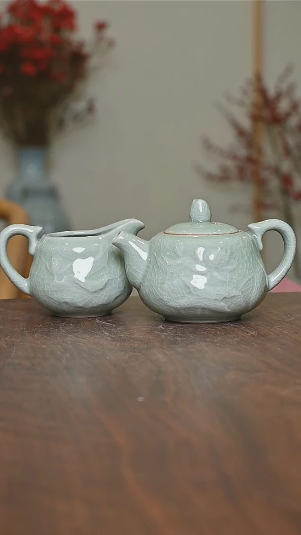 【闪购商品】其他一品青莲微瑕豆绿釉 无款