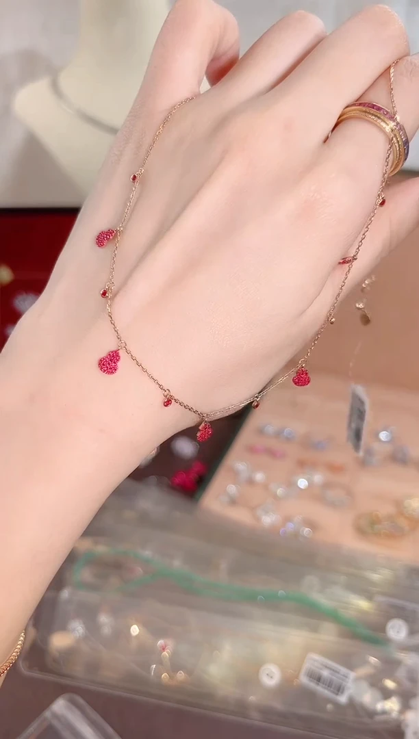 18K金镶嵌颈饰红宝石BN9201-1#-R#7