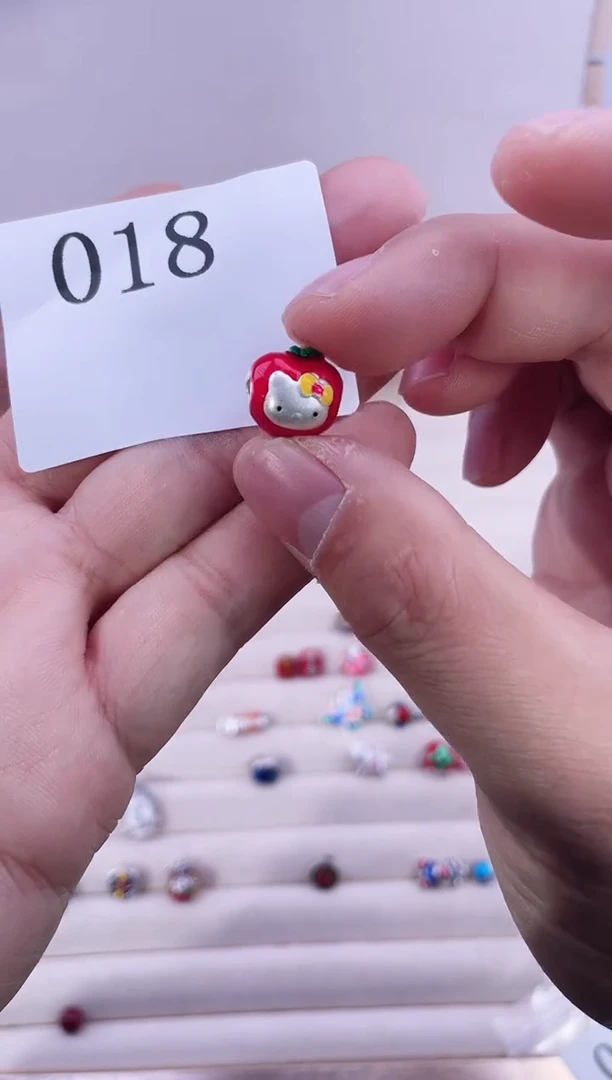 无足银Y****?纯银配件018