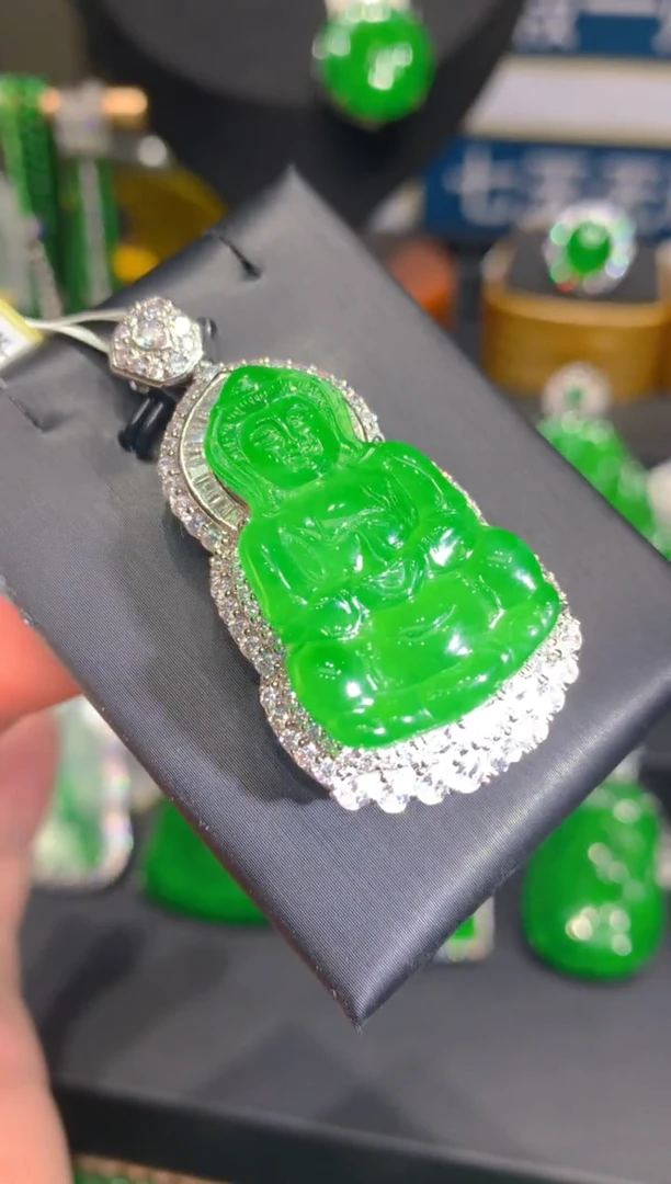 翡翠未镶嵌颈饰15一季