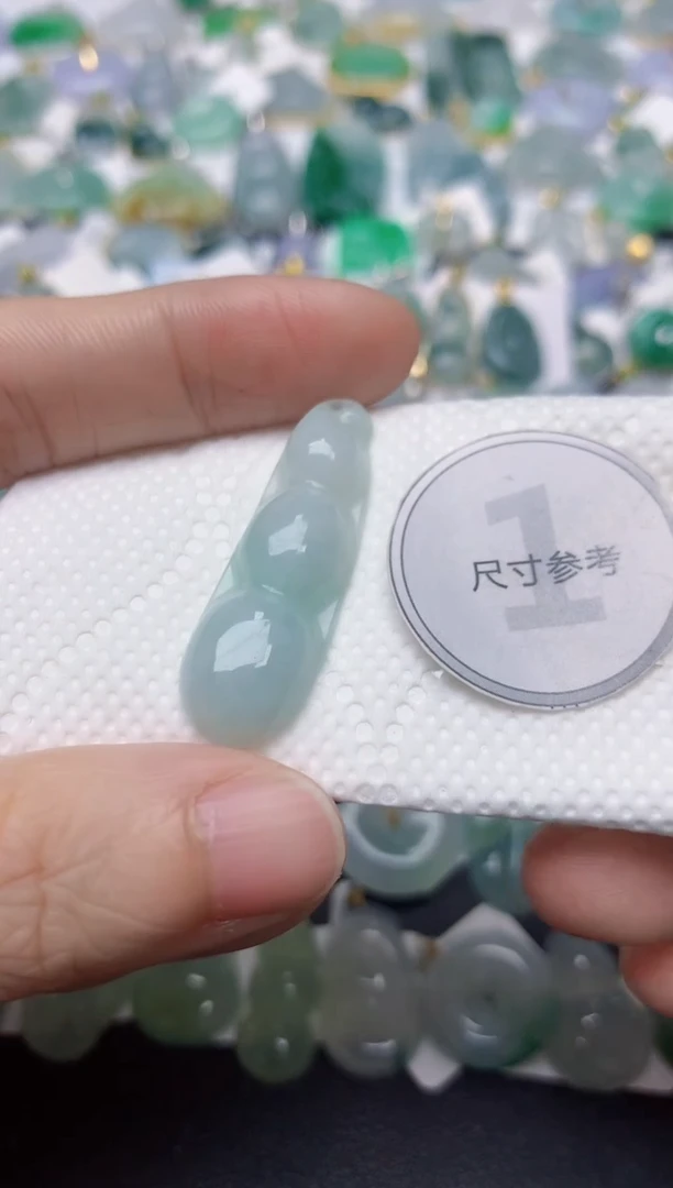 颈饰未镶嵌翡翠天然缅甸A货翡翠