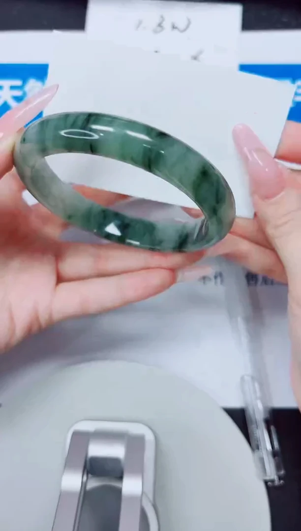 石英质玉手镯未镶嵌57/61.2