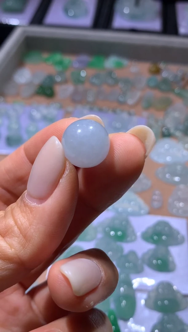 【闪购商品】翡翠颈饰未镶嵌珠