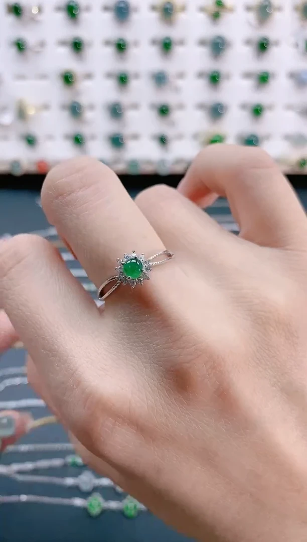 【闪购商品】翡翠戒指银S925镶嵌天然翡翠