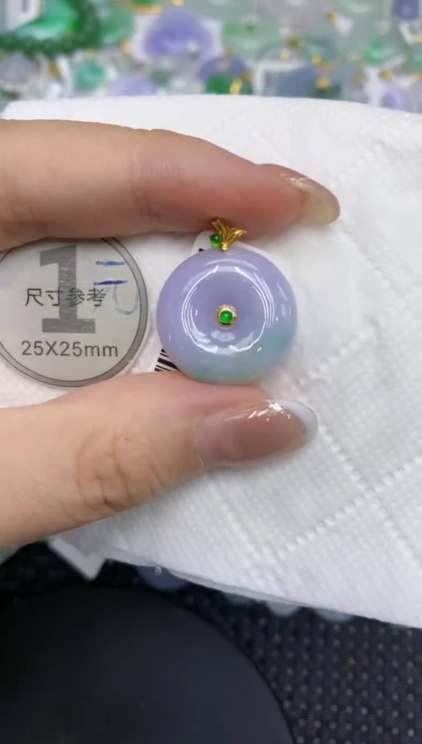 颈饰18K金镶嵌翡翠111111111