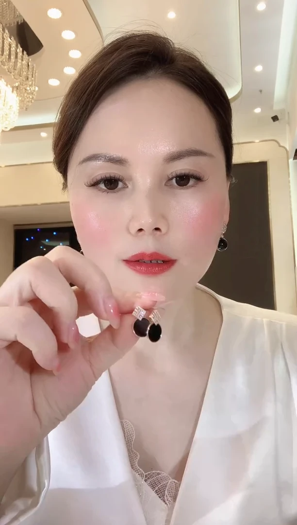 【闪购商品】翡翠耳饰18K金镶嵌A41 翡翠