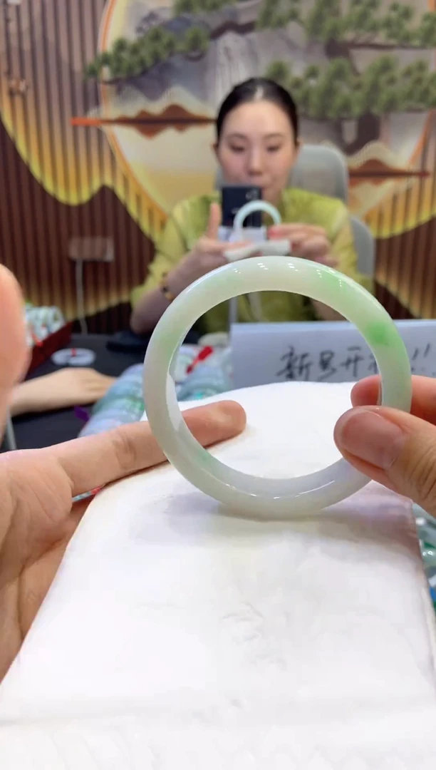 未镶嵌手镯翡翠00002592