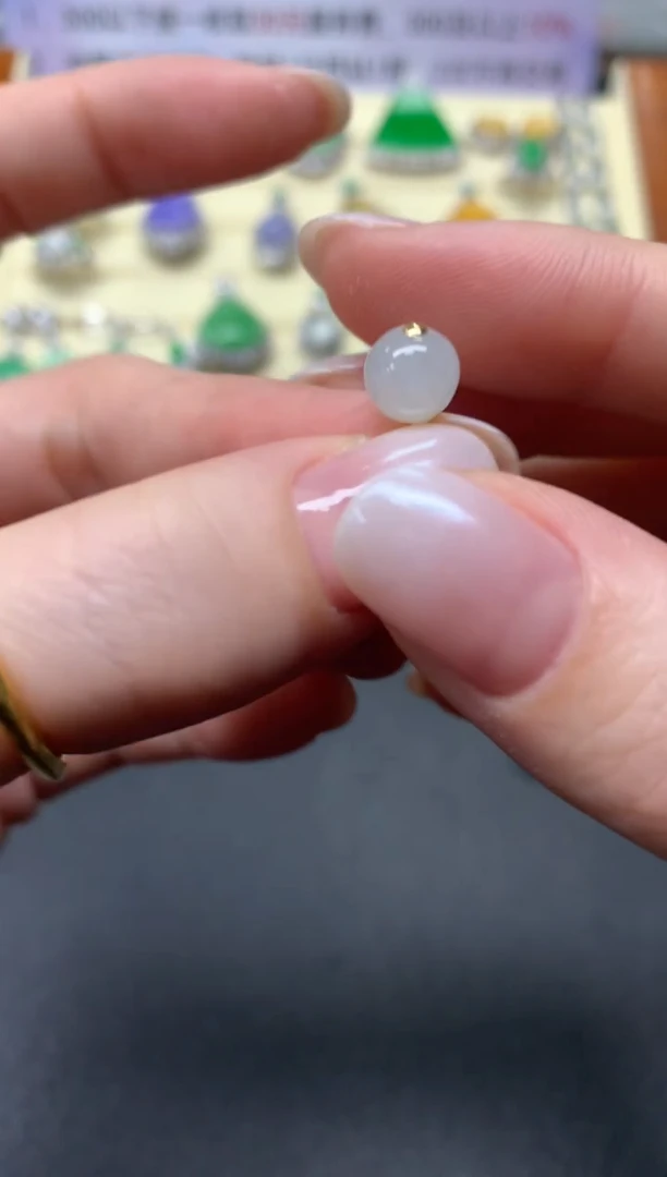 【闪购商品】翡翠吊坠(不含链)18K金镶嵌多样性发其一|200+30