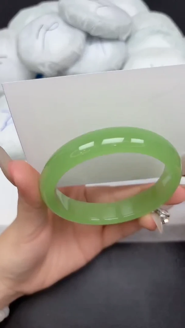 未镶嵌手镯石英质玉297-61.4