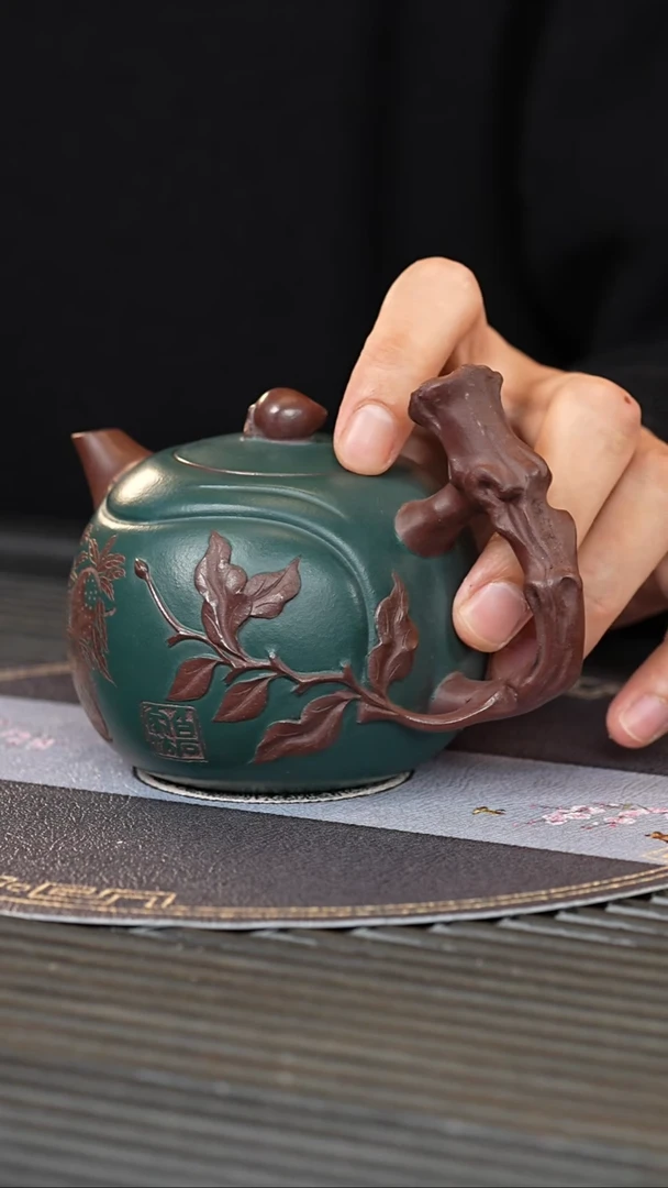 【闪购商品】紫砂茶壶QYQ 紫泥 长寿桃 260cc