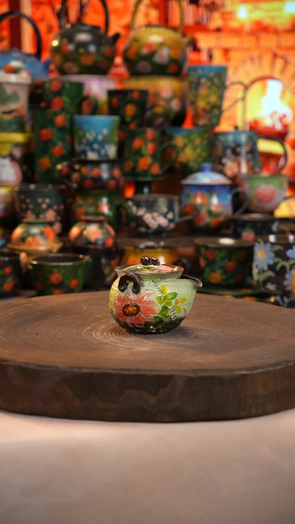 油画   釉下彩   壶