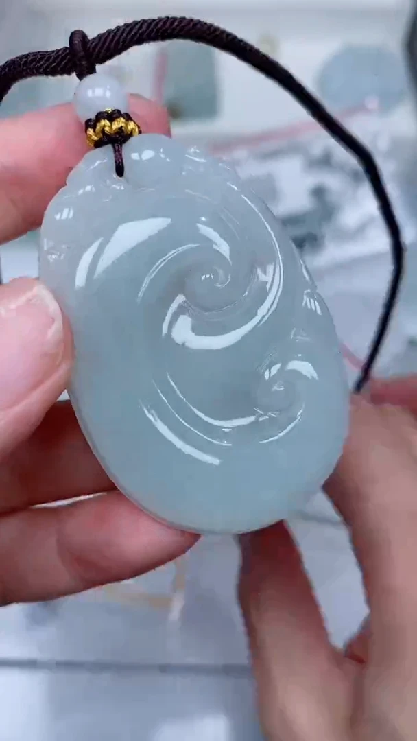 颈饰未镶嵌翡翠吊坠