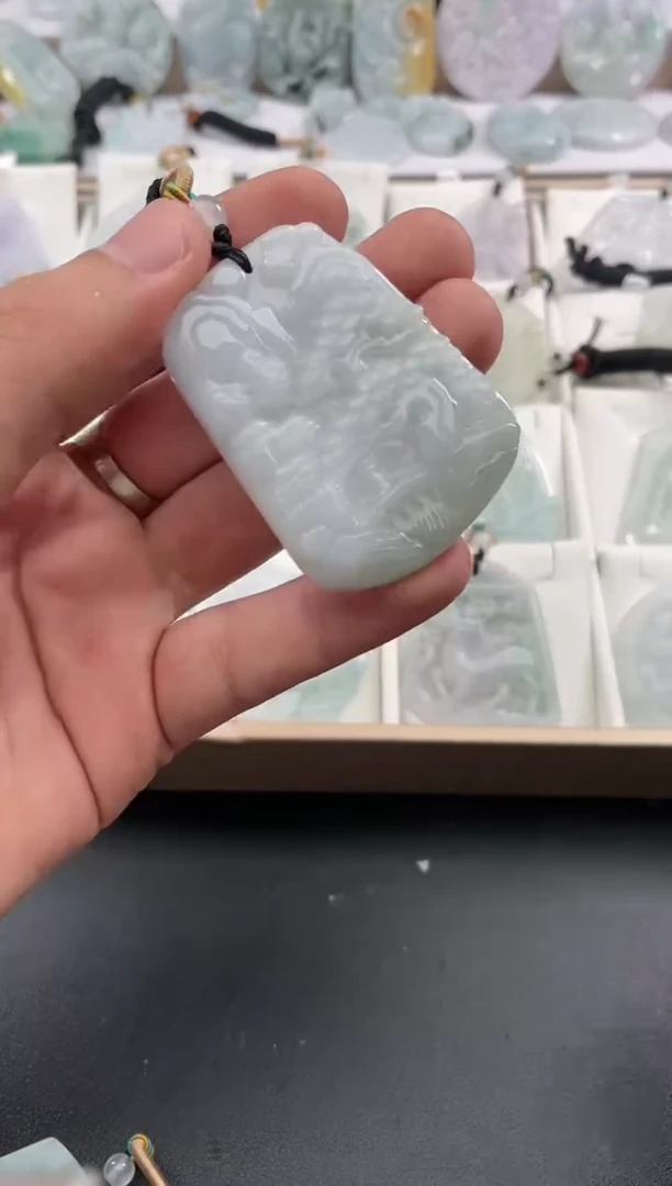 颈饰未镶嵌翡翠25/12/29/.86