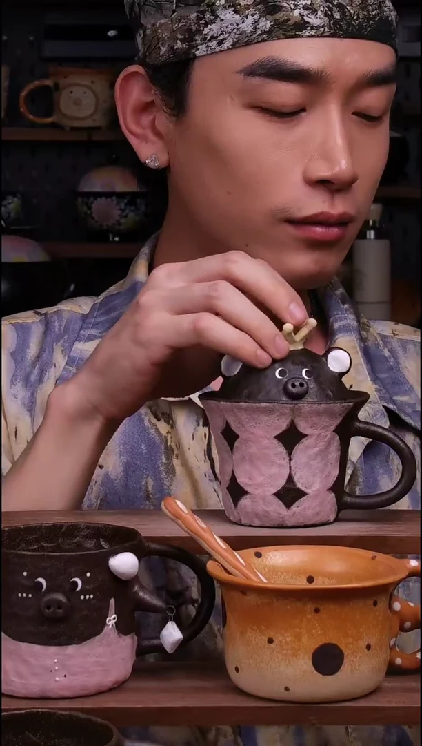 杯子景德镇可爱设计师款陶瓷（带皇冠盖子）