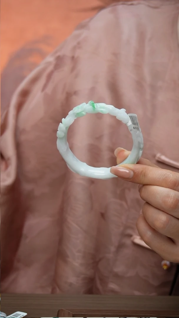 翡翠手镯未镶嵌6111-+