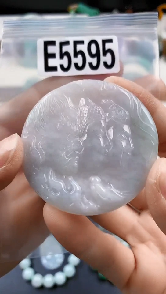 颈饰未镶嵌翡翠天然翡翠吊坠挂件