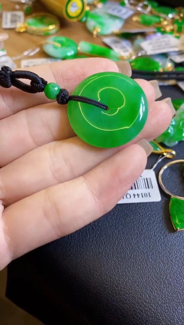 【闪购商品】定制翡翠18K金镶嵌扣