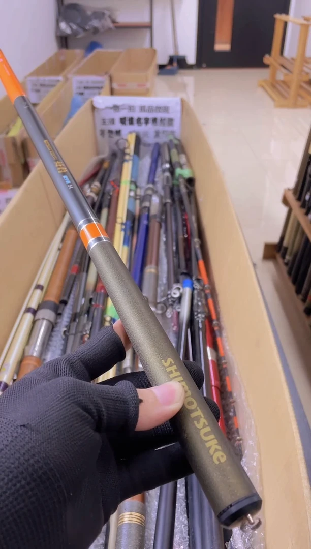 星**旧孤品微瑕疵，以直播间讲解为准，+10元，发顺丰，慎拍。