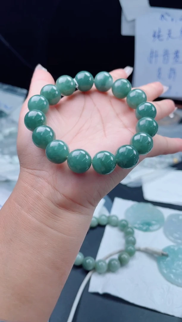 未镶嵌定制翡翠珠串