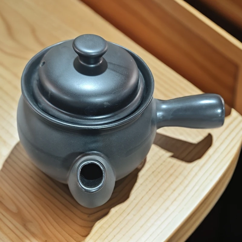 景德镇乌金釉口径15高度18（可明火4斤装）侧把紫砂壶279