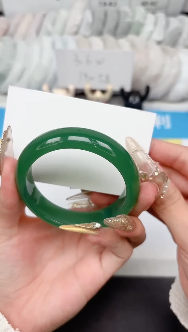 石英质玉手镯未镶嵌401-55.0