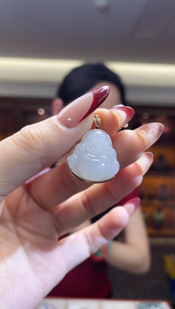 颈饰18K金镶嵌和田玉（多样性发一件）