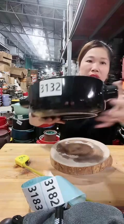 3132大瑕疵裂黑锅不带盖