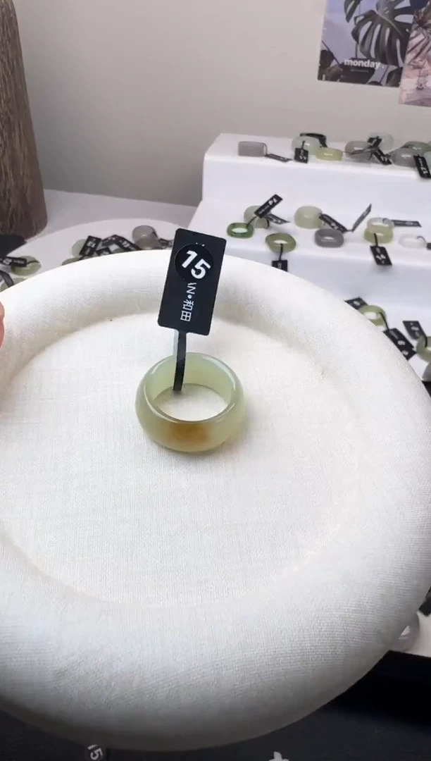 【闪购商品】和田玉戒指未镶嵌9