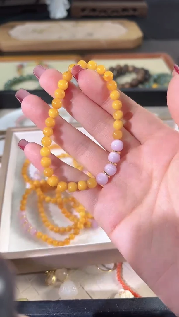 未镶嵌蜜蜡手链多样性发货其一