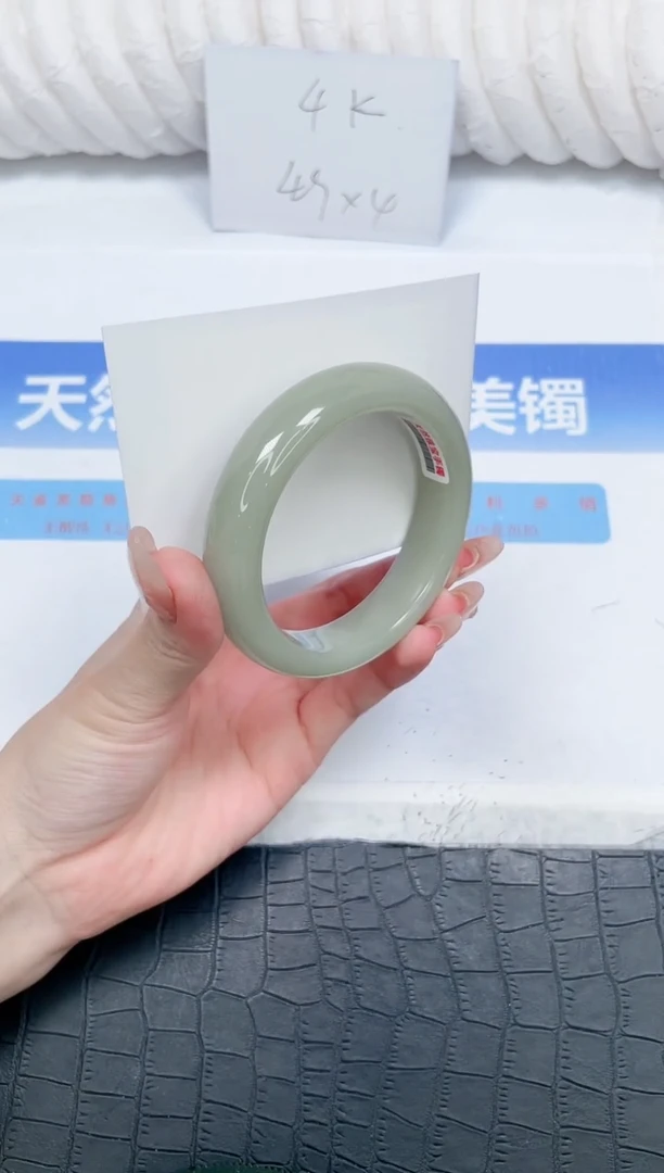 石英质玉手镯未镶嵌72-56.5