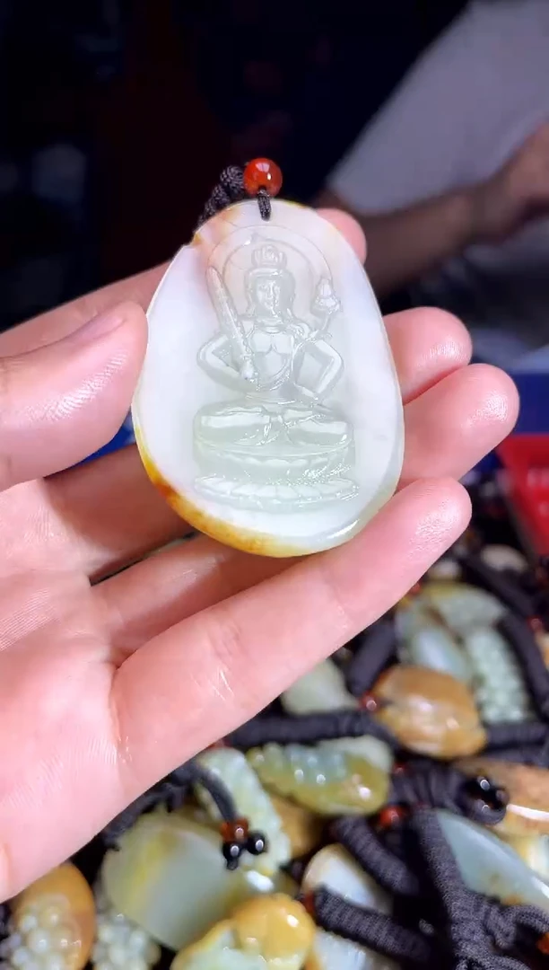 和田玉未镶嵌挂件1