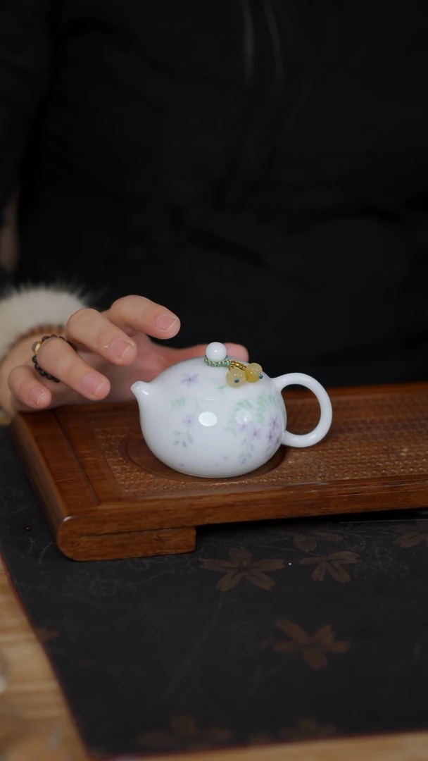 【闪购商品】冰种玉瓷 手绘  紫藤花 小西施