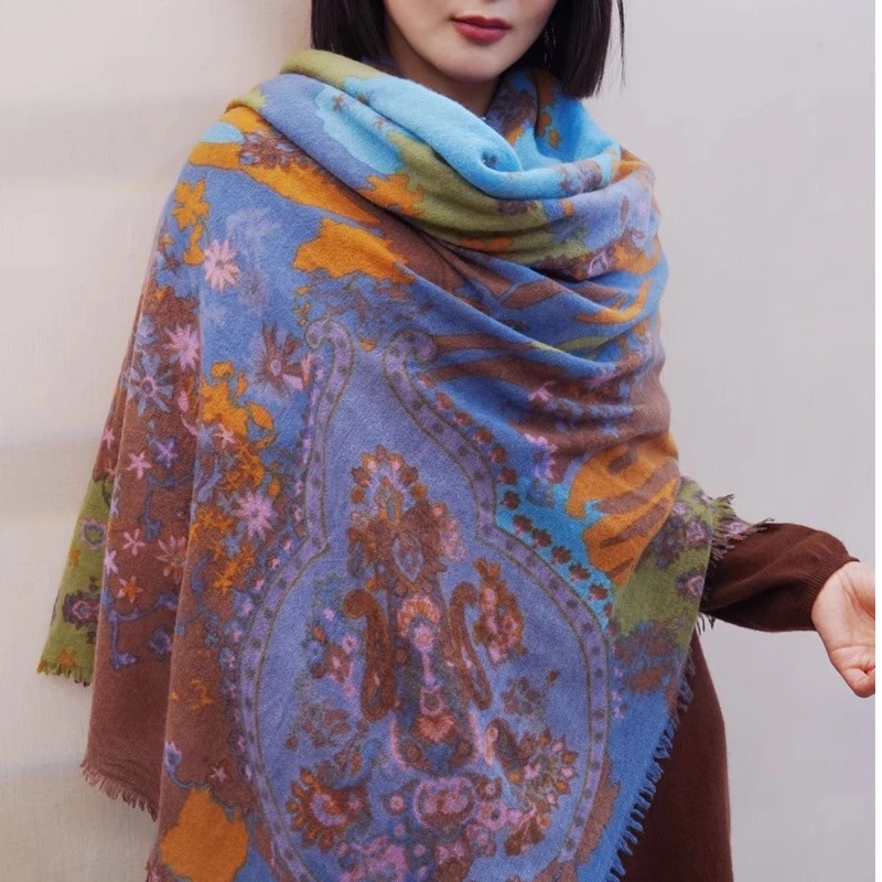 拍照神器大尺寸水煮羊毛披肩春秋拍照印花围巾旅游防晒披肩空调房