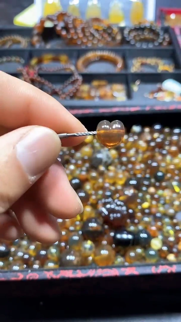 琥珀颈饰未镶嵌天然缅甸琥珀单珠