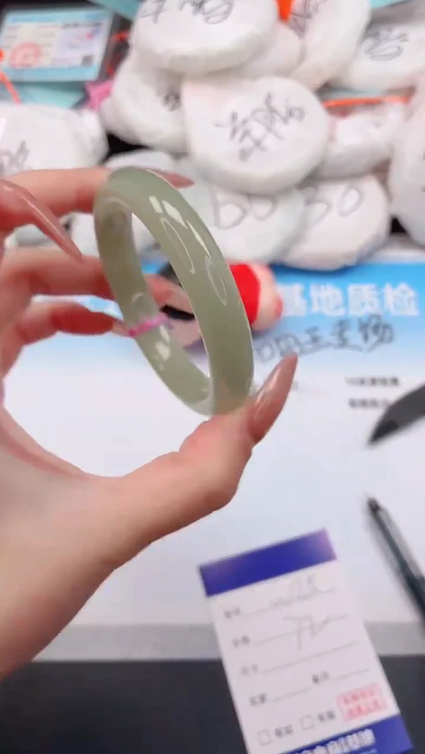 未镶嵌手镯石英质玉4W25-55