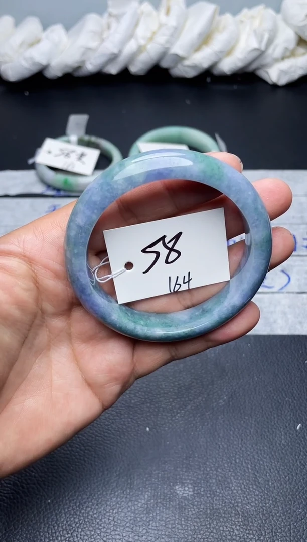 未镶嵌手镯翡翠164